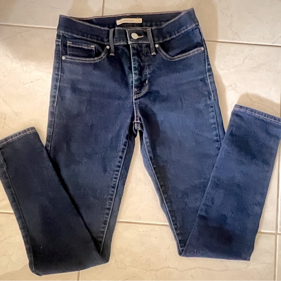 Levi's Denim - Levi's‎ Women's Straight Leg Jeans - Dark Blue Wash